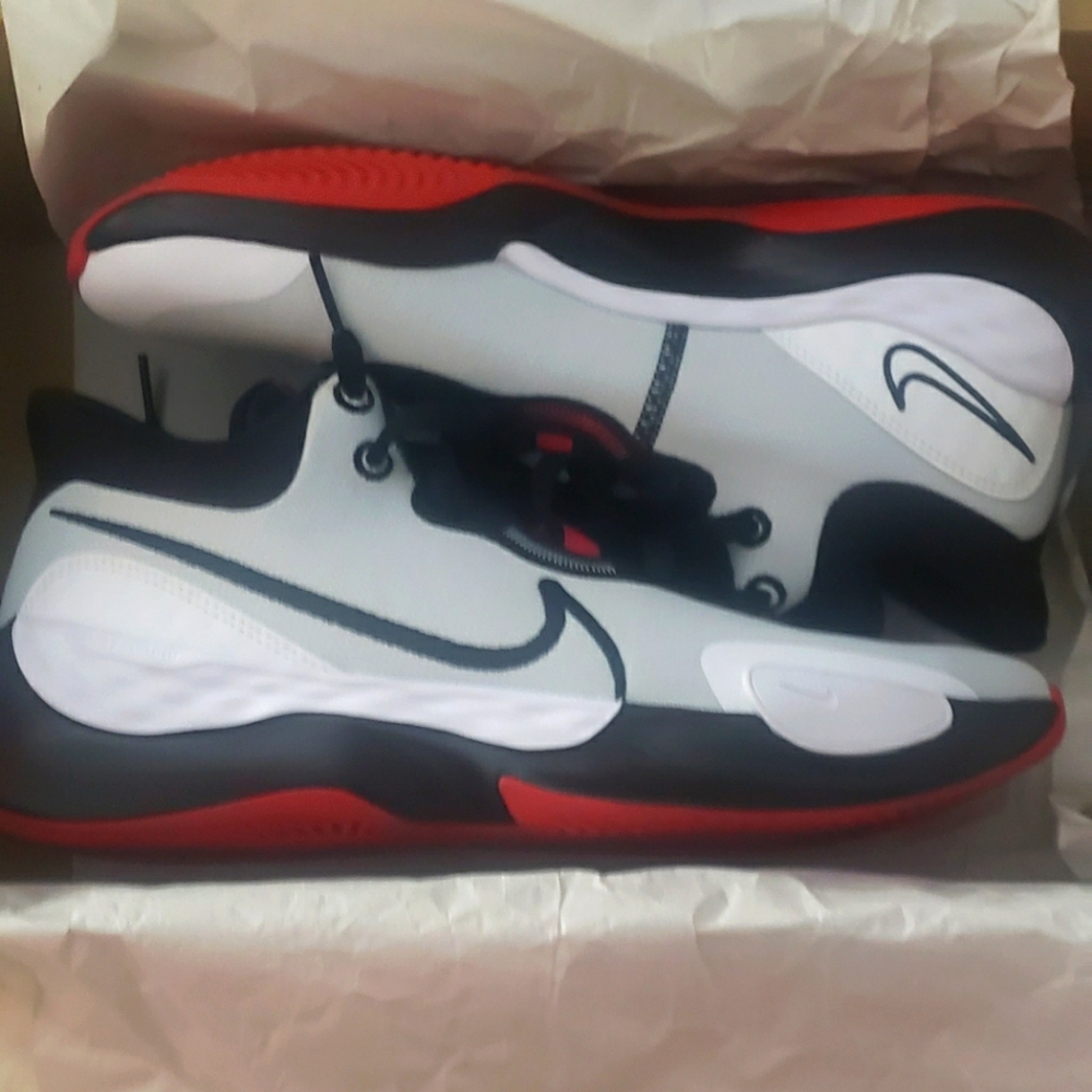 Nike Mens Renew Elevate